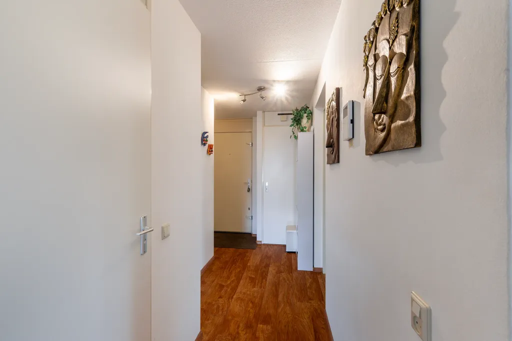 3-toaline korter asukohas Schiedam