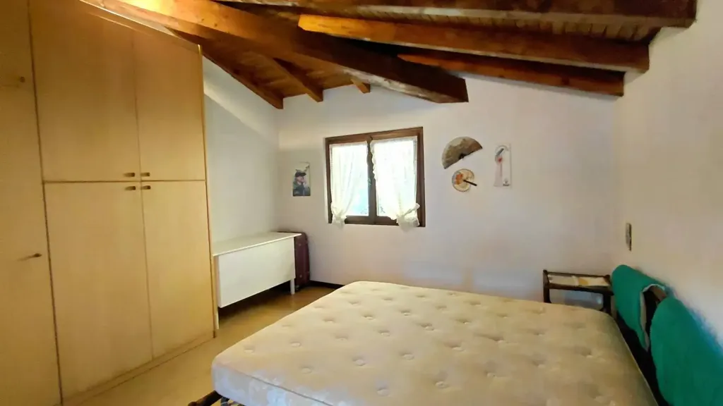 Magamistoad - Bifamiliar Villa with Panoramic View in Marmentino
