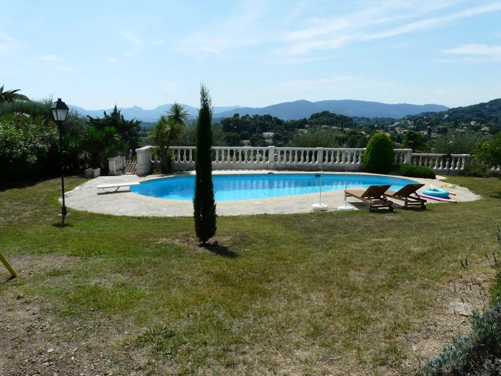 Bassein - Luxury Villa with Pool in Mougins
