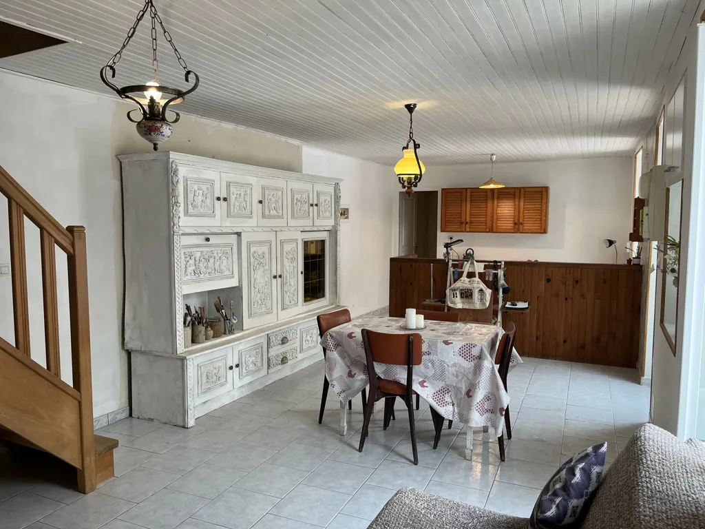 Sala da pranzo - Quirky Hamlet with Veranda in L'Isle Jourdain