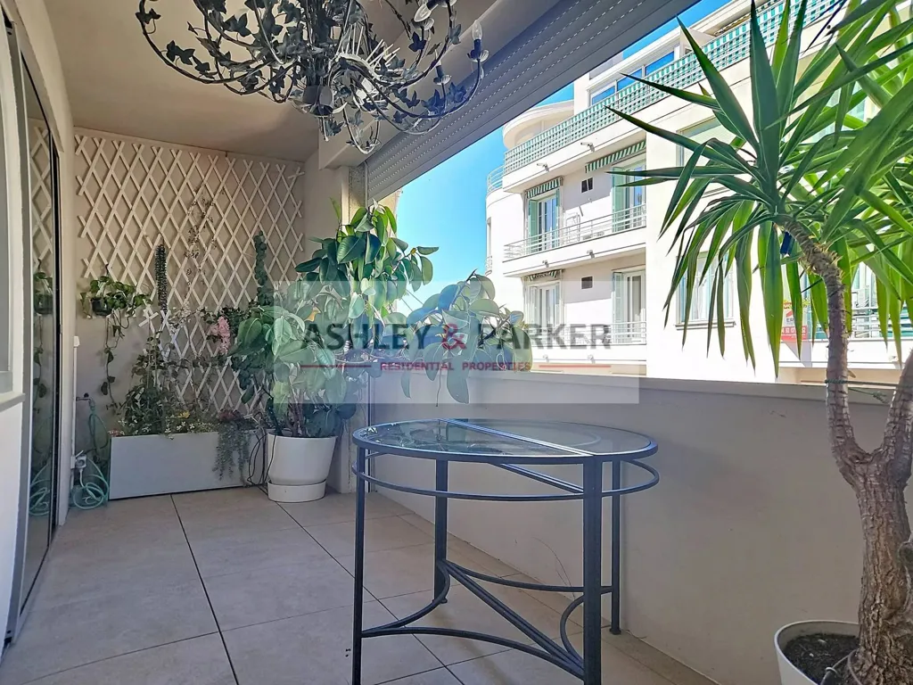 Balcon - Appartement 4 Pièces avec Terrasse au Centre de Nice