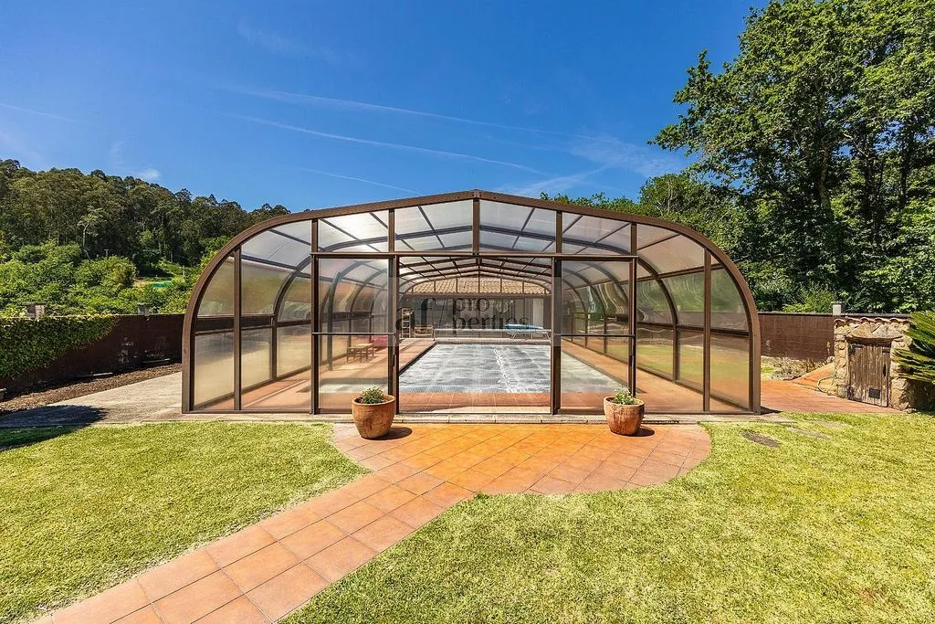 Piscine - Chalet with Pool and Terrace in Gondomar