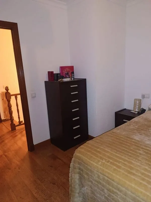Chambres - Terraced House with Garage in Las Canteras