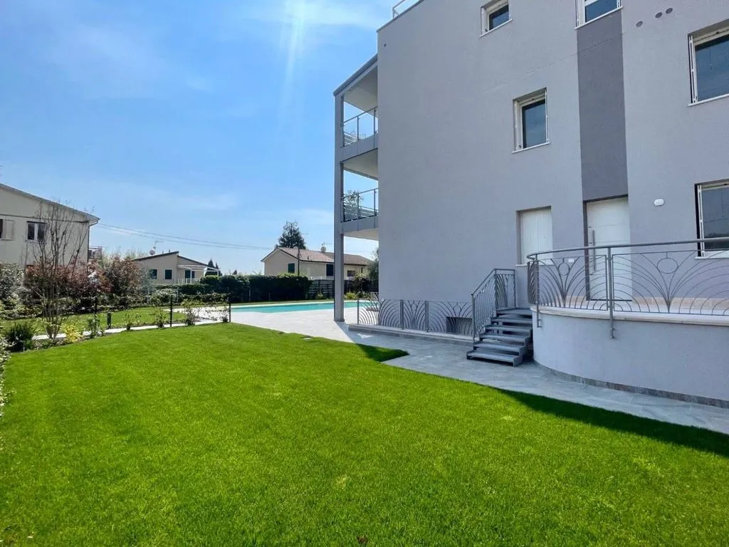 Jardin - Luxury Flat with Pool in Bardolino