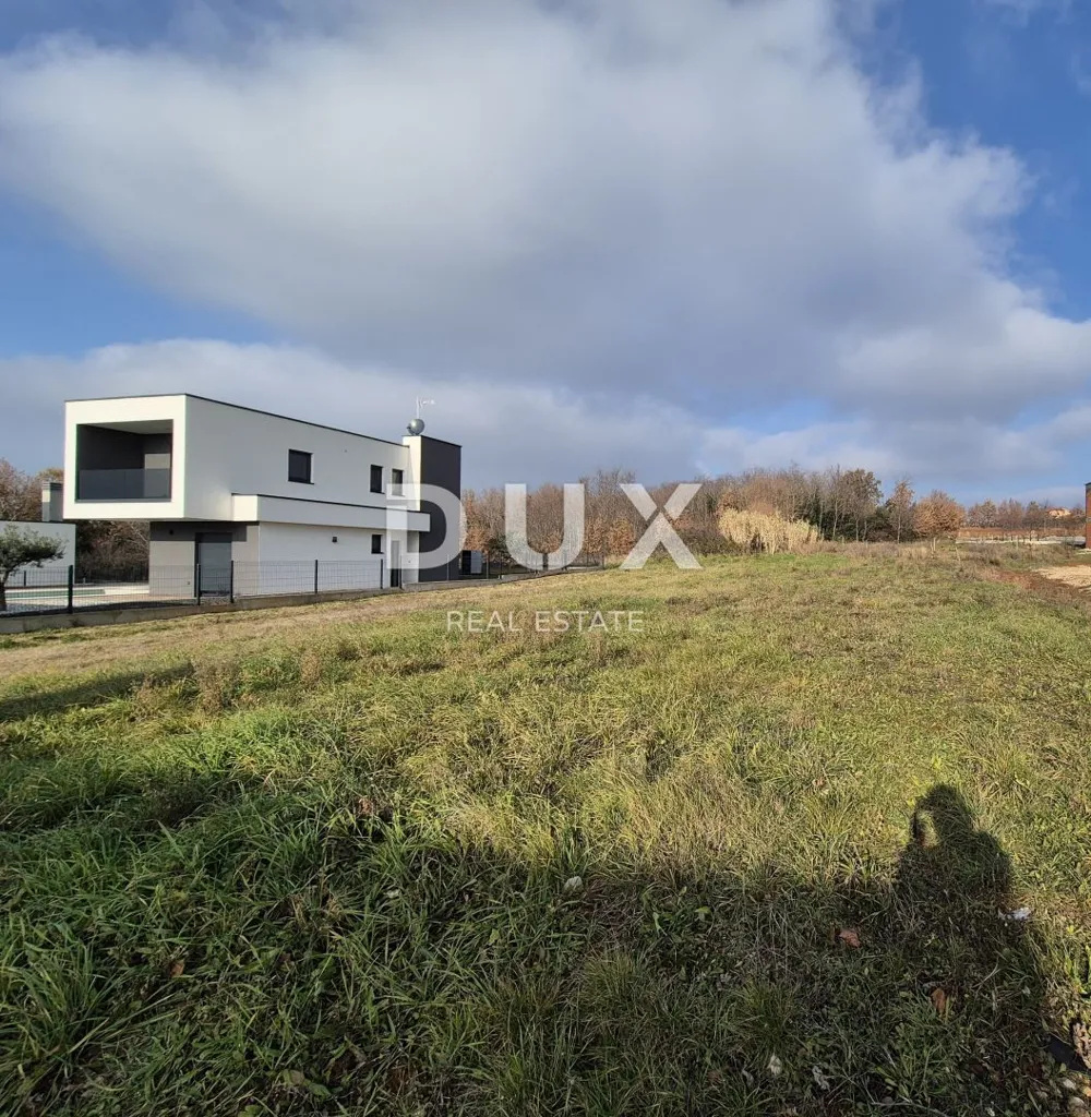 Jardin - Building Plot with Sea Proximity in Kašteli, Istra