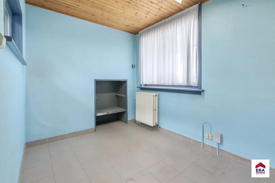 Pièces - Appartement avec Atelier de 240 m² et Jardin à Bruxelles