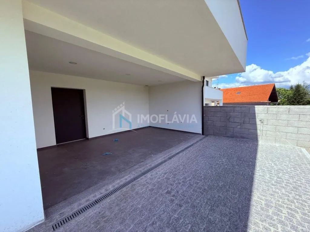 Garaaž - New Luxury House with Panoramic Views in Chaves