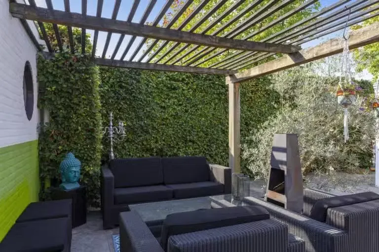Terrazza - Corner House with Jacuzzi in Eindhoven