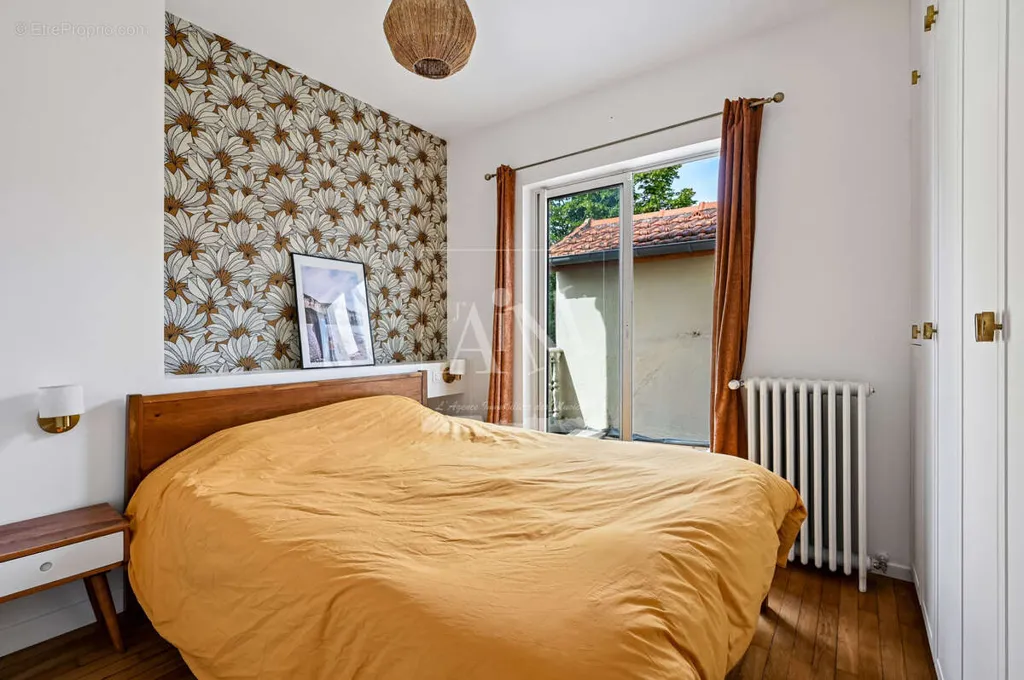 Maison 5 pièces à Nanterre