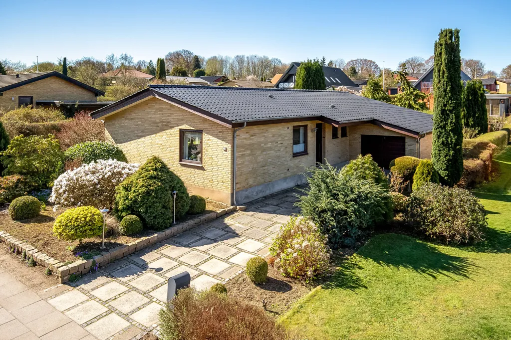 Aerial - Villa with Garden in Søndermarken, Vejle