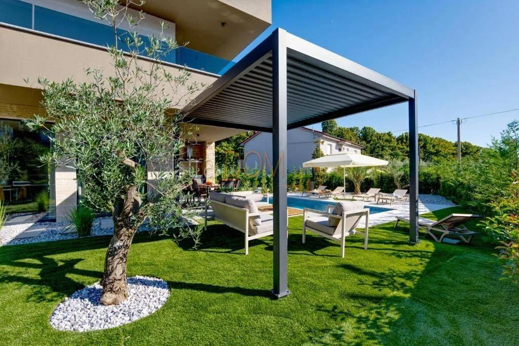 Bassein - Modern Villa with Pool in Marčana