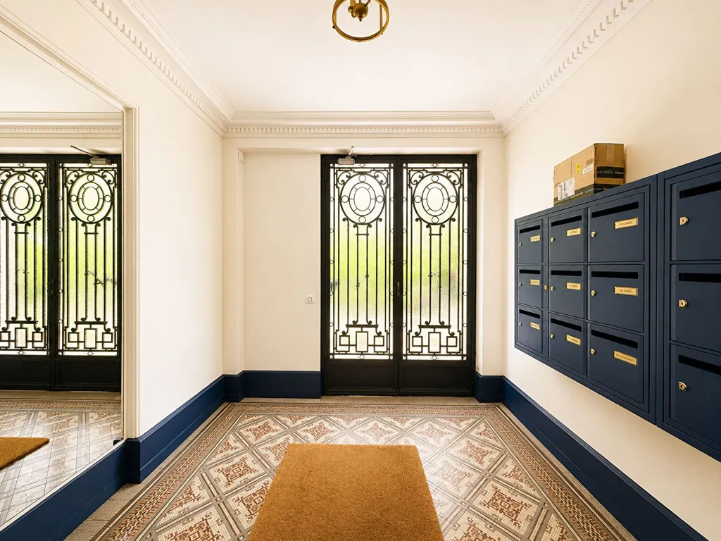 Entrée - Appartement Lumineux avec Balcons à Paris 15