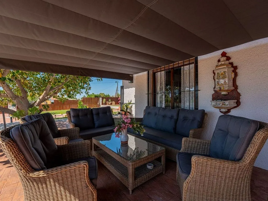 Terrass - Villa with Pool and Terrace in Los Dolses