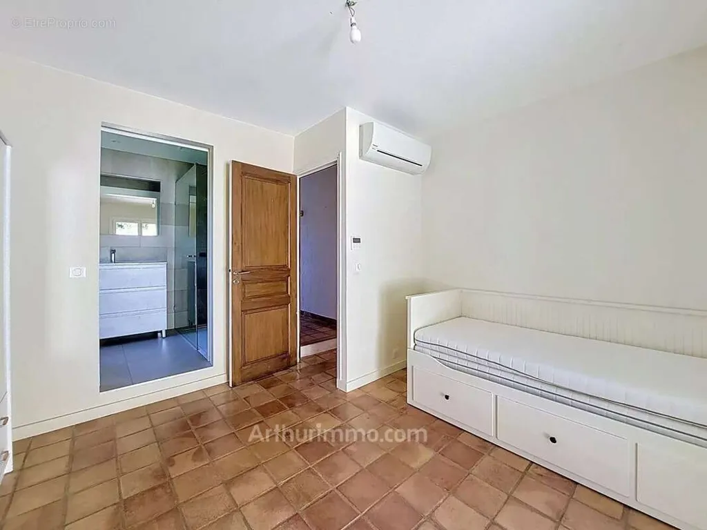 Chambres - Villa avec Piscine aux Adrets-de-l'Estérel