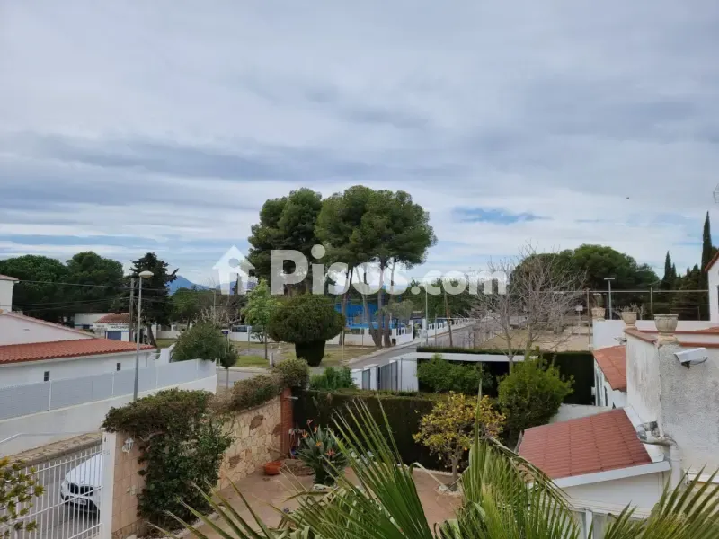 Terrace - Terraced House with Private Garden in Cambrils