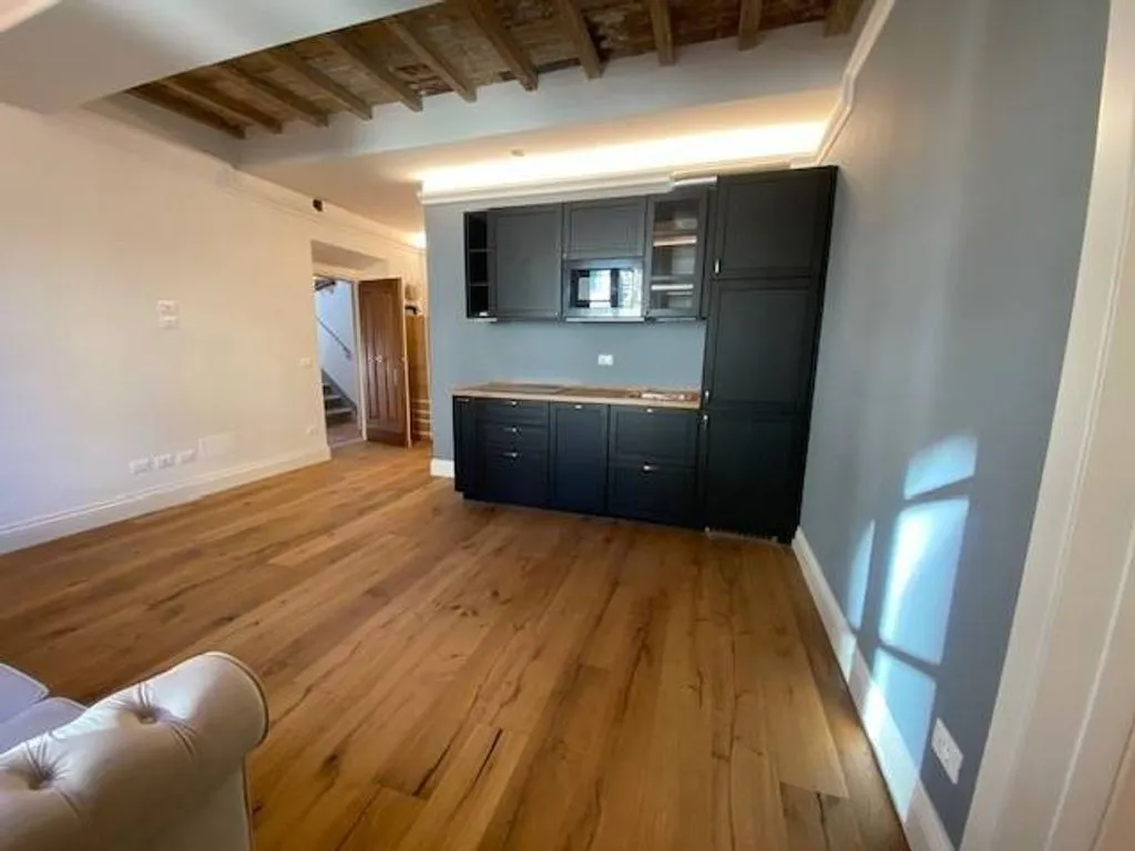 Elutuba - Luxury Flat in Historic Palazzo, Florence