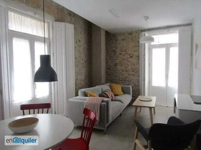 Soggiorno - Modern Apartment with Balcony in Casco Antiguo
