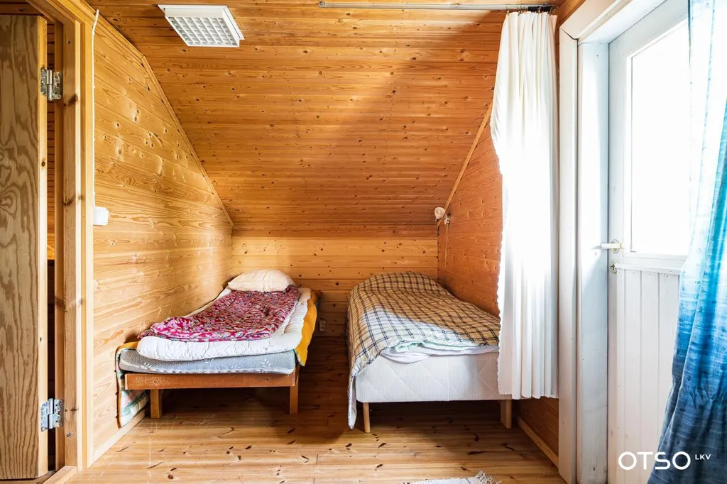Bedrooms - Winter Cottage with Sauna on Hästikari Island