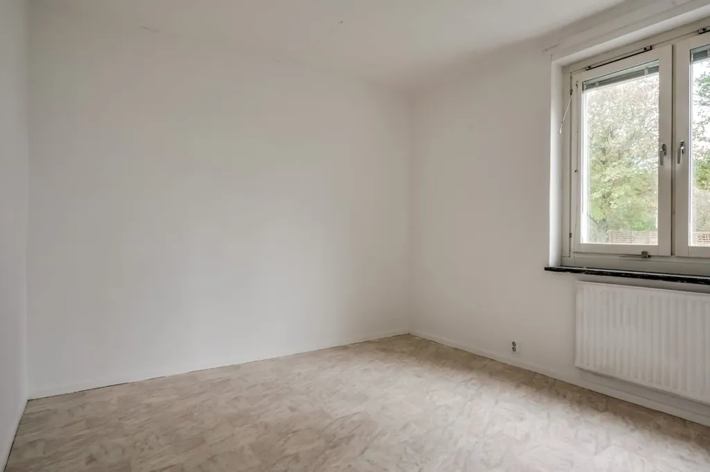 Pièces - Well-Planned Flat with Glazed Balcony in Skoghall