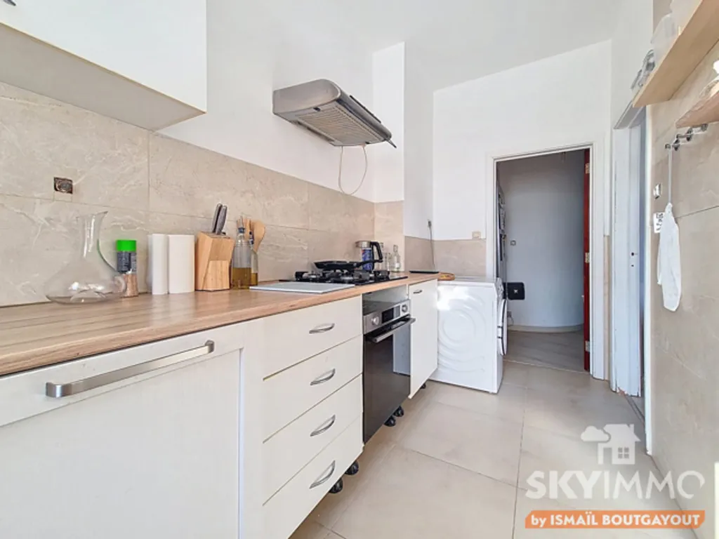 Cucina - Renovated Flat with Terrace in Jette