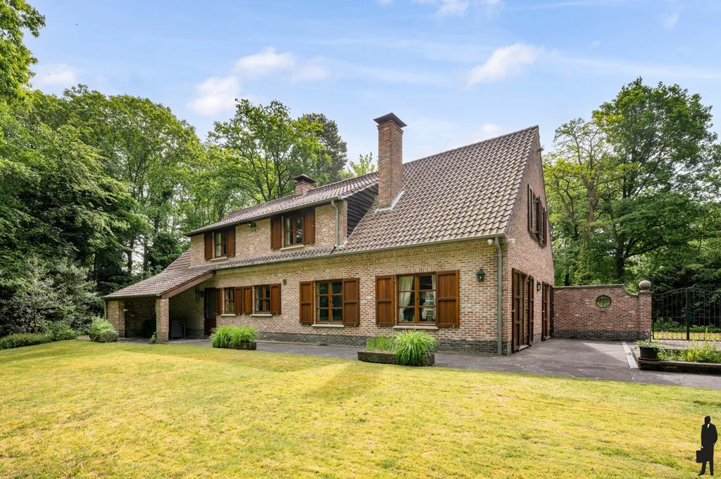 Exterior - Country Villa with Terrace and Garden