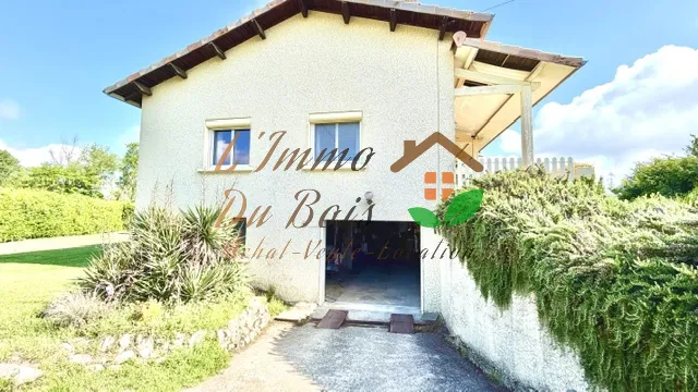 Välivaade - Villa with Garden and Terrace in Chanas