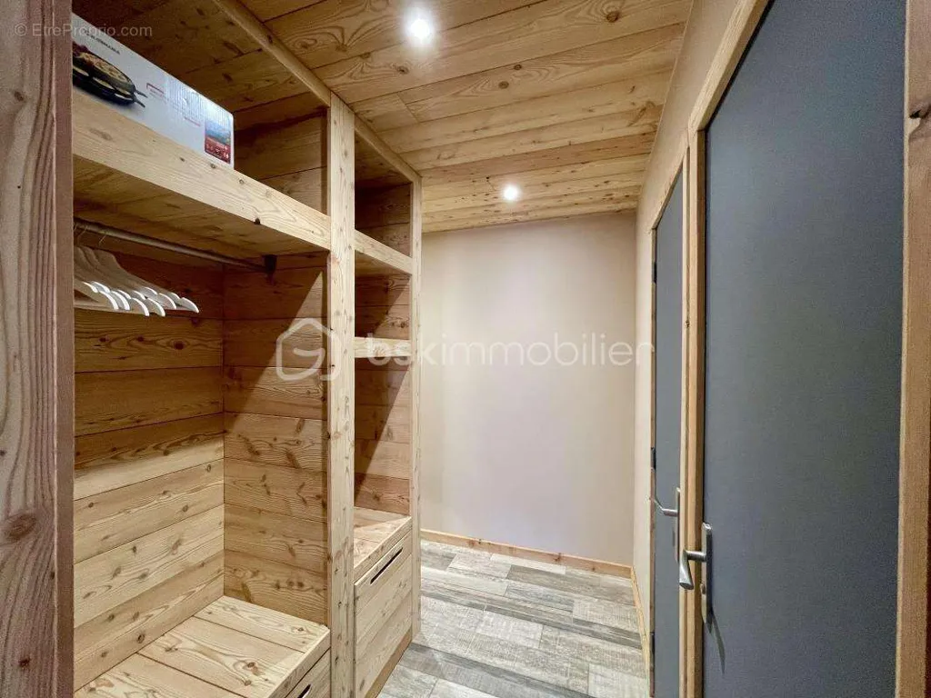 Pièces - Studio Refait à Neuf avec Vue sur Briançon