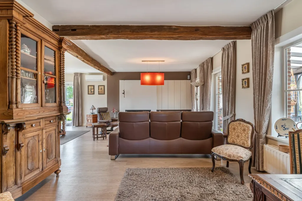 Séjour - Villa Rénovée avec Garage à Erps-Kwerps