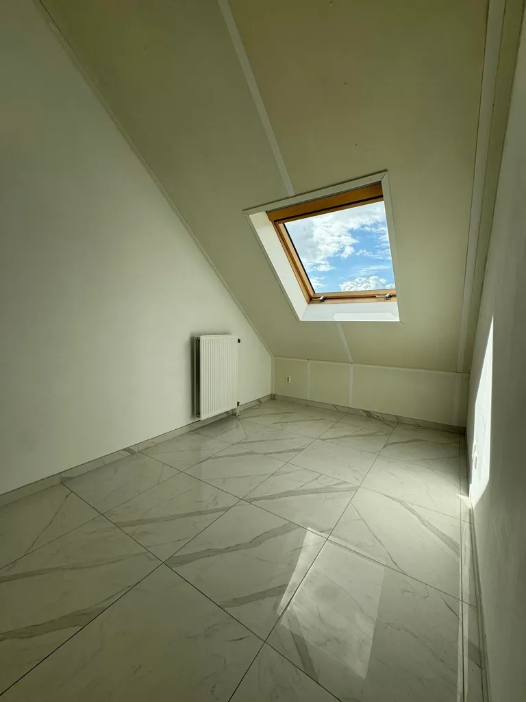 Pièces - Modern House with Garden in De Eilanden