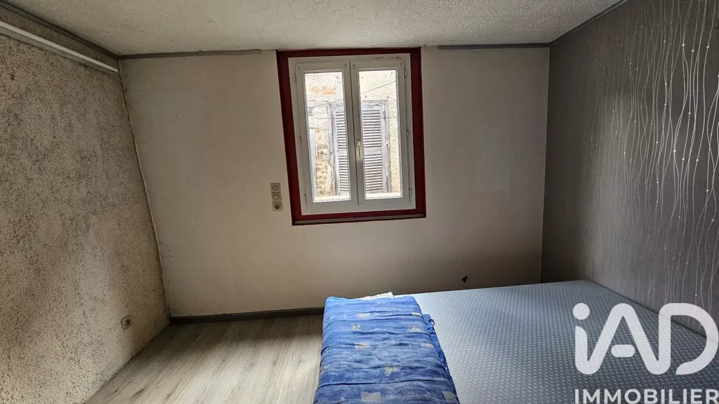 Bedrooms - Town House with Garage in Maurs Centre