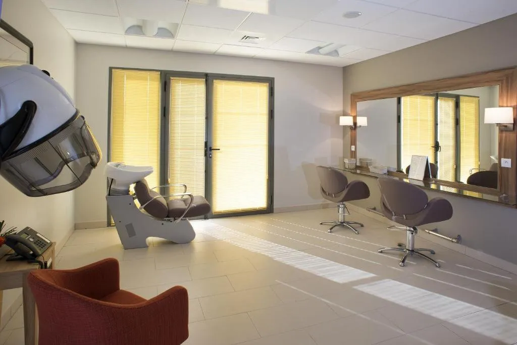 Toad - Senior Residence Apartment with Terrace in Cavaillon
