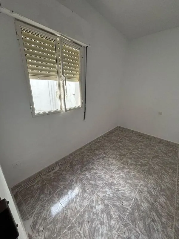 Pièces - Apartment with Balcony in Écija