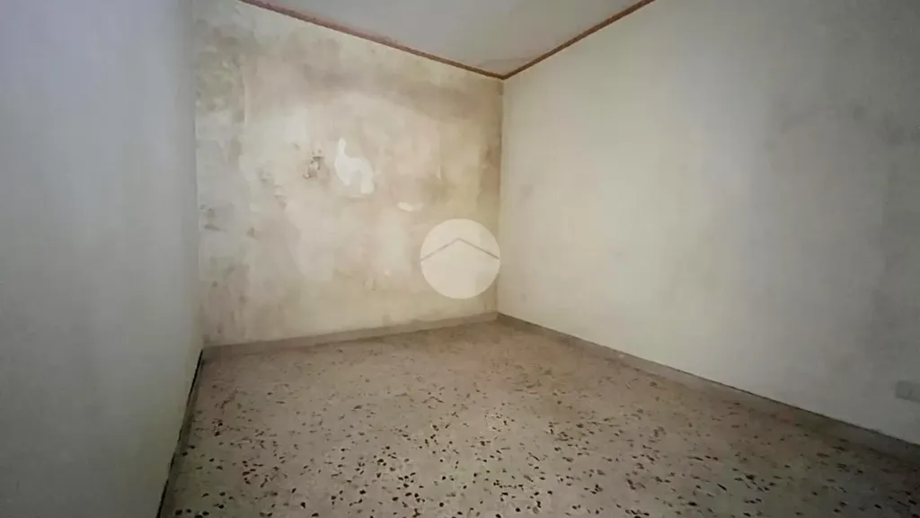 Stanze - Studio Flat for Sale with Balcony in Palermo