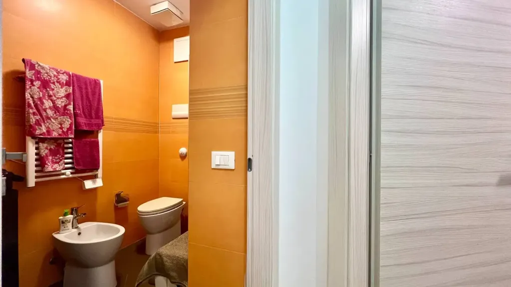 Bagni - Rustic Trilocale with Balcony in Palermo