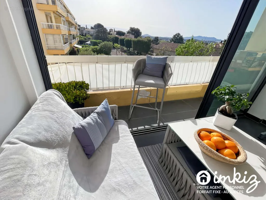 Balcone - Sea View Apartment with Terrace in Bandol