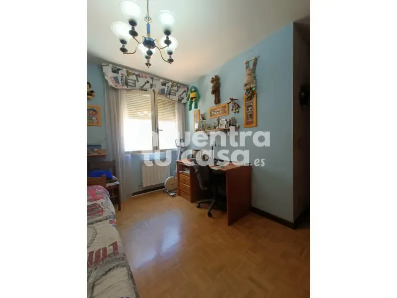 Chambres - Apartment with Balcony in Miranda