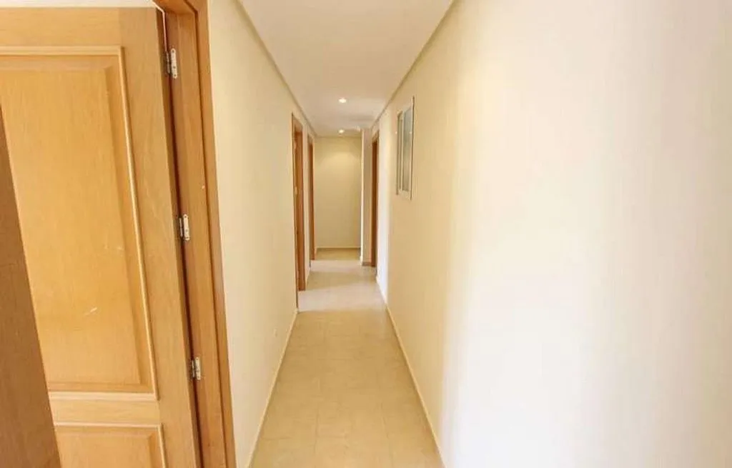hallway_entrance