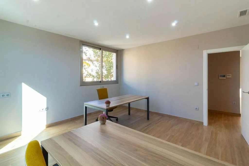 Bureau - Chalet with Pool in Turís