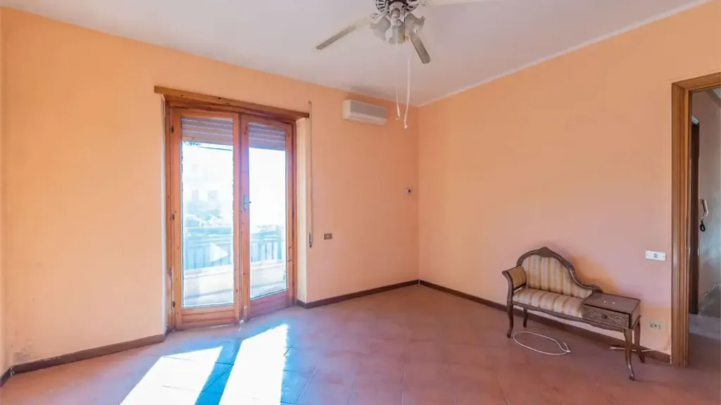 Magamistoad - Spacious Apartment with Balconies in Tivoli