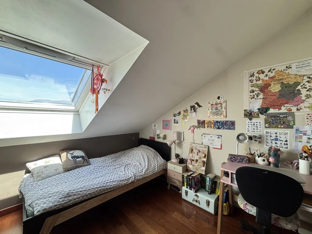 Chambres - Duplex T4 avec Balcon à Annemasse