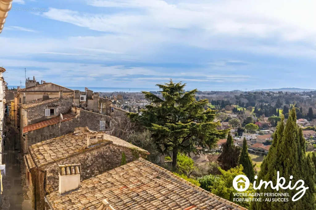 Balcon - Triplex Rénové avec Vue Panoramique à Biot