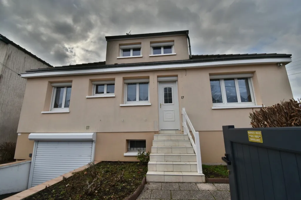 Exterior - Renovated House with Garden in Madeleine District
