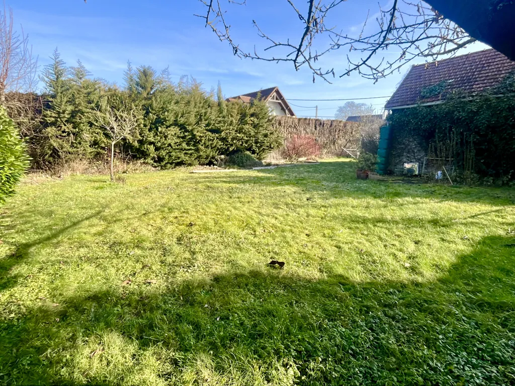 Aed - Charming Old House with Garden in Charente-Maritime