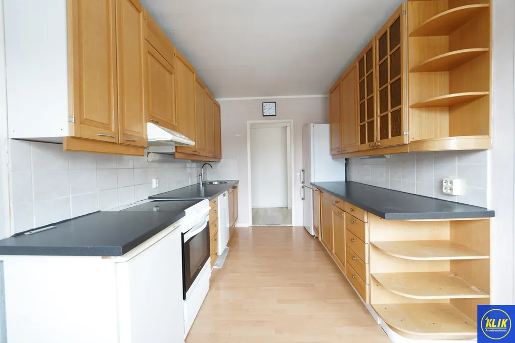 Köök - Spacious End-Unit Flat in Vähärauma, Pori