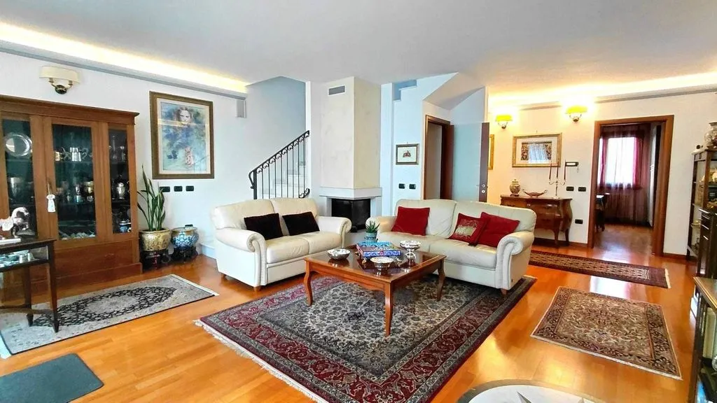 Soggiorno - Luxury Terraced House with Pool in Parma