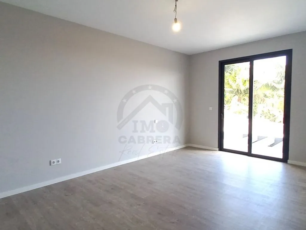 Chambres - Modern Semidetached House with Garden in Sao Roque
