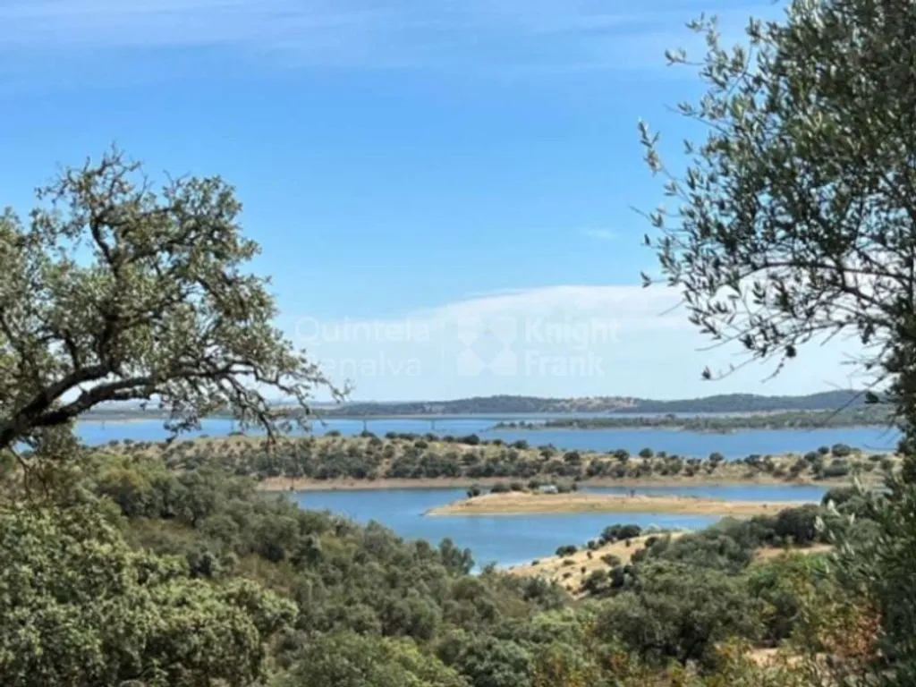 Aed - Development Land with Ruins near Monsaraz