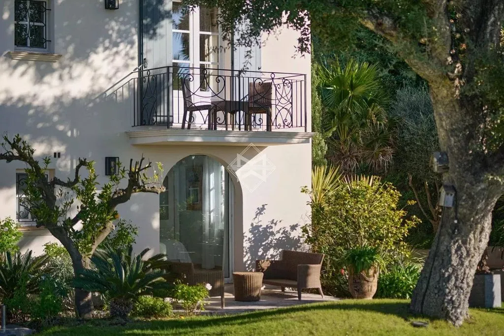 Välivaade - Luxury Villa with Sea View in La Croix-Valmer