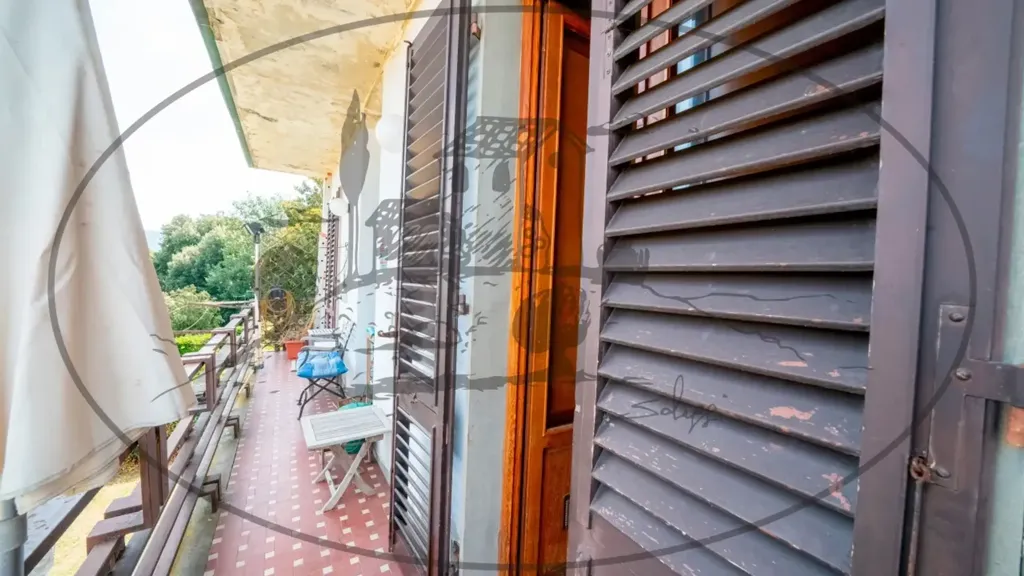 Balcone - Independent House with Panoramic View in Figline Valdarno