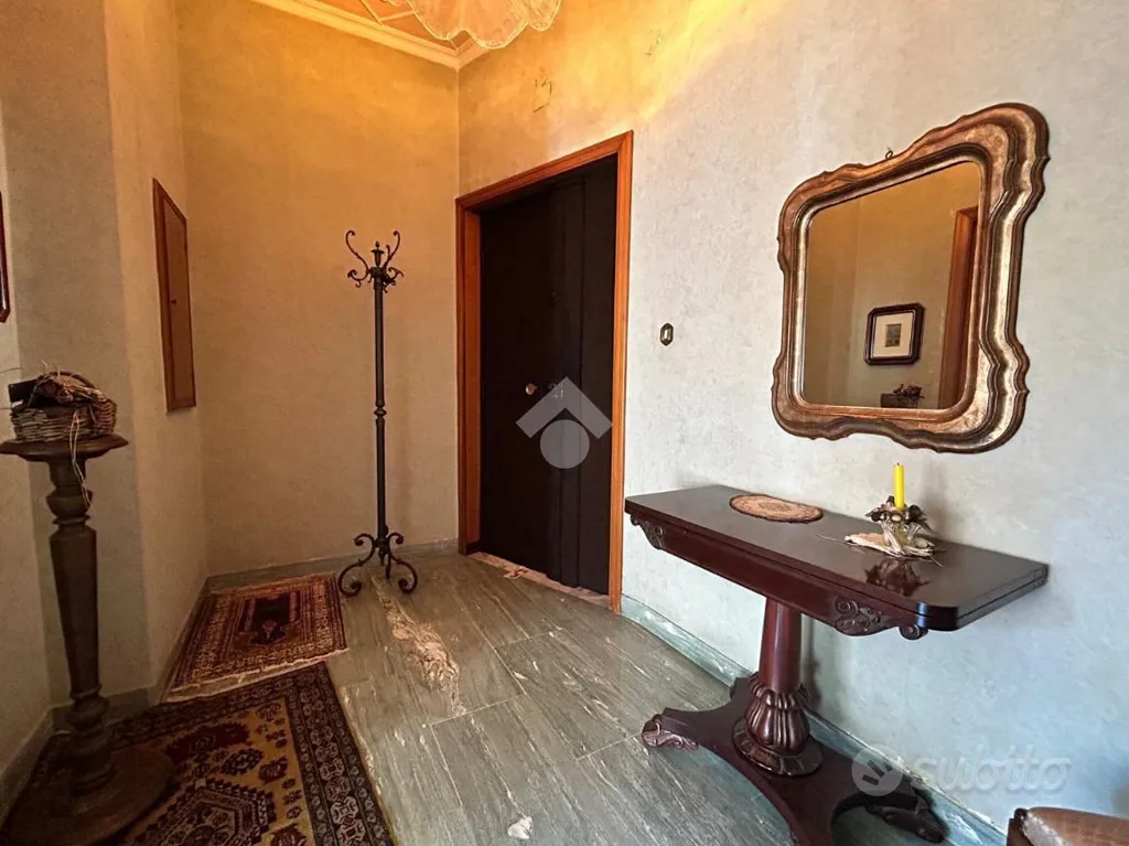 Esik - Apartment with Rooftop Terrace in Salerno